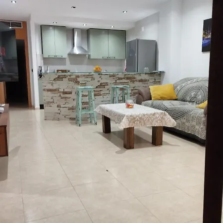 Apartment Castelplace Con Plaza De Garage Incluida, Free Parking And Ac